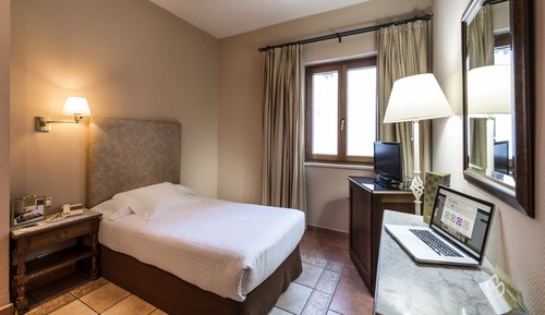 Single Room