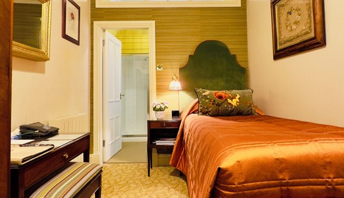 Classic Single Room