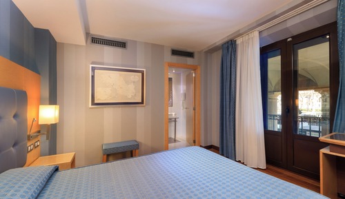 Triple Room, Balcony, 1 person