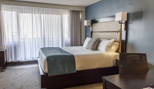 Deluxe King Room