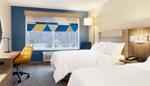 Standard Room, 2 Queen Beds, Non Smoking (Communications)
