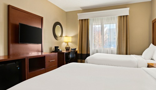 Suite, Multiple Beds, Accessible, Non Smoking