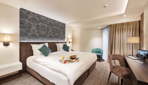 Deluxe Room, 1 King Bed, Non Smoking