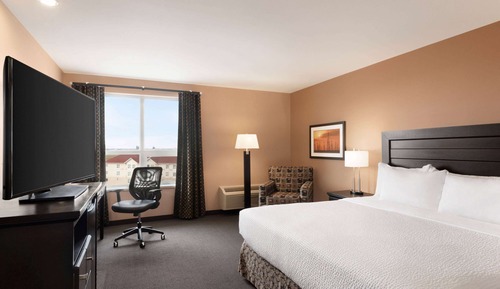 Room, 1 King Bed, Non Smoking