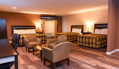 Signature Suite, 1 King Bed, 2 Double Beds, Non Smoking