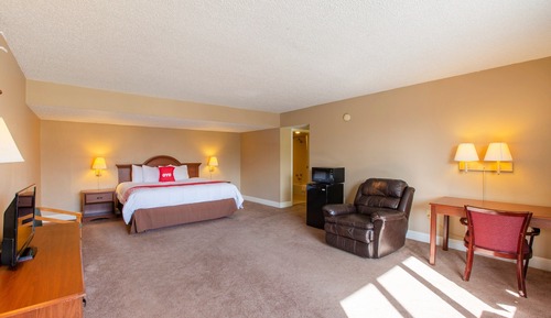 Premium Room, 1 King Bed, Smoking