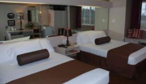 Double Room, 2 Queen Beds, Refrigerator & Microwave