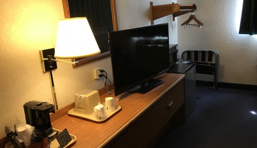 Room, 1 Double Bed, Accessible, Non Smoking (Mobility/Hearing, Tub w/Grab Bars)