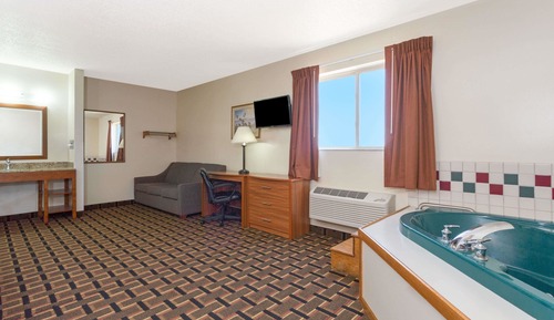 Suite, 1 King Bed
