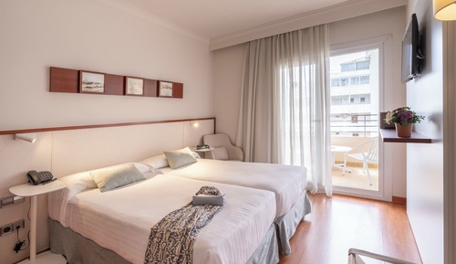 Triple Room (2 + 1)