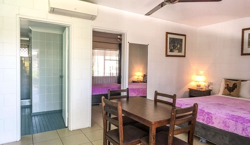 Family Room (Deluxe)