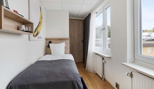 Economy Room, 1 Twin Bed, Non Smoking (Small Room)