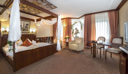 Junior Suite, Garden View