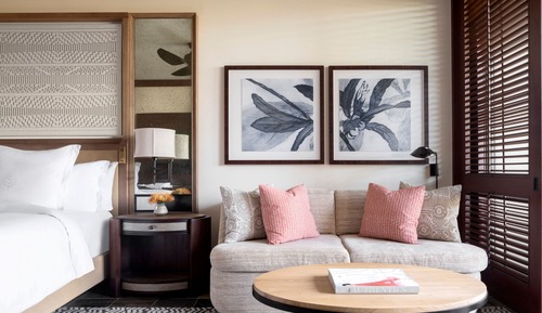 Oceanfront Room, 1 King + sofabed