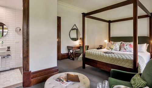 Piccadilly Wing Garden Room