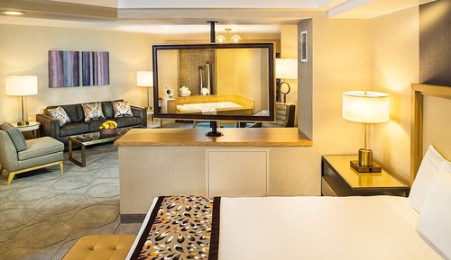 Petite Suite with Soaking Tub, Non - Smoking