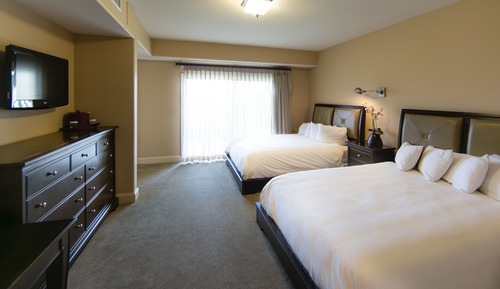 Suite, 2 Bedrooms, Kitchen