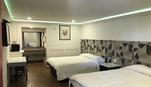 Two queen bed non smoking