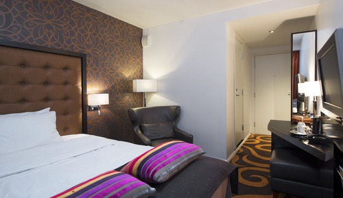 Standard Room, 1 Queen Bed, Non Smoking