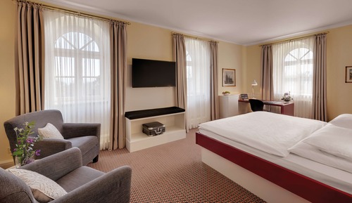 Superior Room, 1 Double Bed, River View