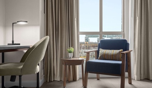 Executive Room, 1 King Bed (Newly Renovated)