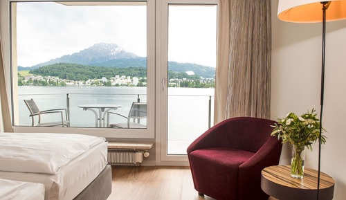 Classic Twin Room, Balcony, Lake View