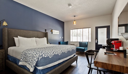Standard Room, 1 King Bed