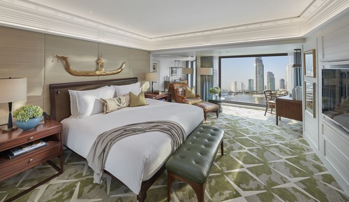 Authors' Suite King