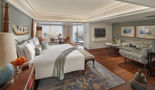 Mandarin, Room, 1 King Bed