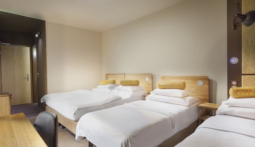 Depandance Quadruple Room Annexe Building