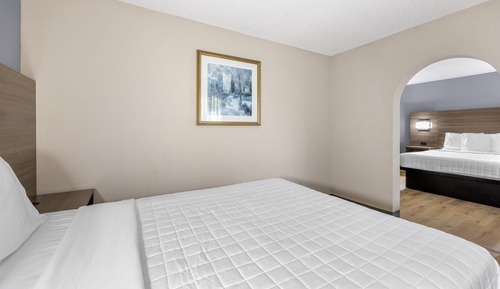 Suite, Multiple Beds, Non Smoking, Refrigerator & Microwave