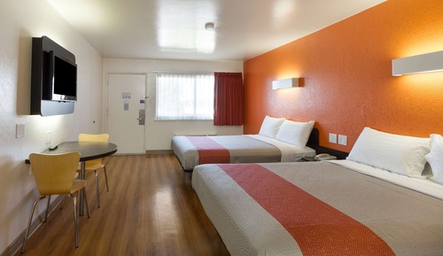 Standard Room, 2 Queen Beds, Smoking