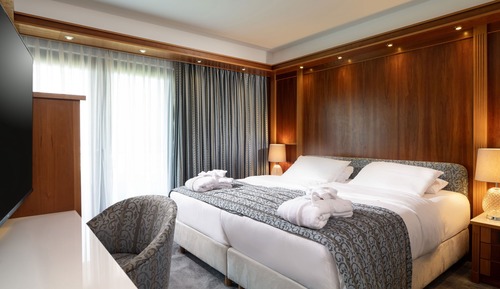 Suite (Double Use)