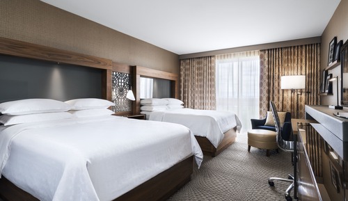 Deluxe Room, 2 Queen Beds, Non Smoking (View)