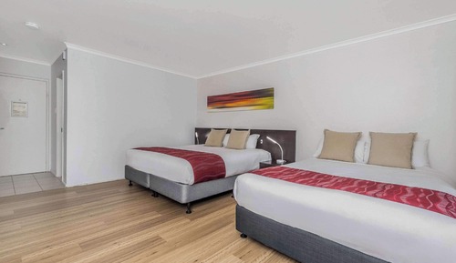 Deluxe Room, 2 Queen Beds