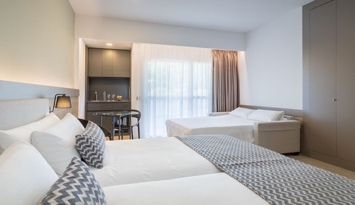 Superior Triple Room (2+1)