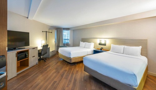 Room, 2 Queen Beds, Non Smoking