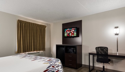 Superior Room, 1 King Bed, Accessible, Non Smoking (Roll-In Shower)