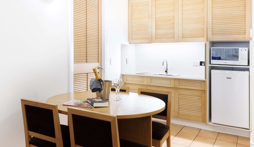 Suite, Garden View