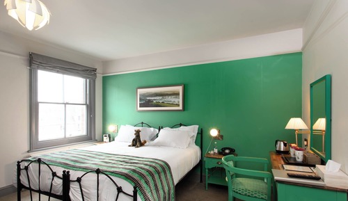 Comfy Twin Room
