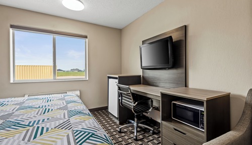 Deluxe Room, 1 King Bed, Non Smoking