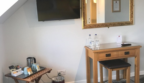 Double Room (Room 5)
