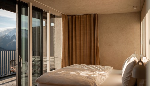 JUNIOR Suite 3rd floor