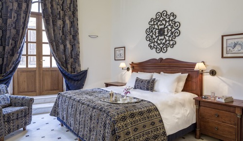 Honeymoon Suite
