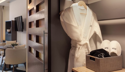 Melia Room, Park View