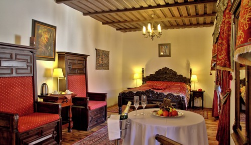 Deluxe Double Room, Bathtub