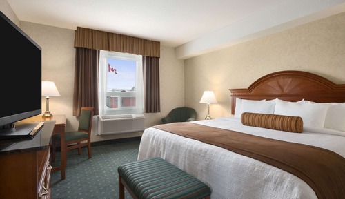 Superior Studio Suite, 1 King Bed, Non Smoking (Not Pet Friendly)