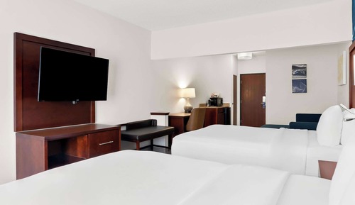 Suite, 2 Queen Beds, Non Smoking