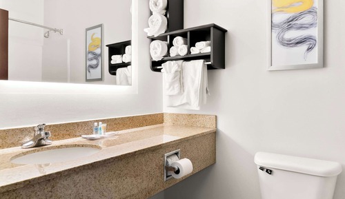 Suite, 1 King Bed, Non Smoking, Jetted Tub