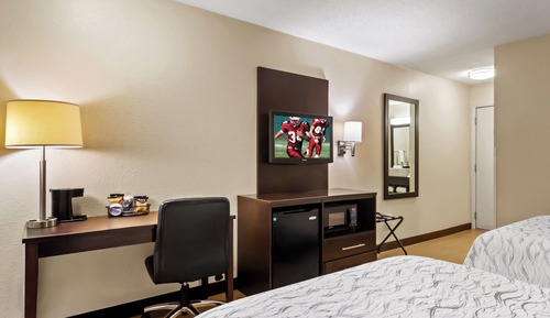 Deluxe Room, 2 Double Beds, Accessible (Smoke Free)